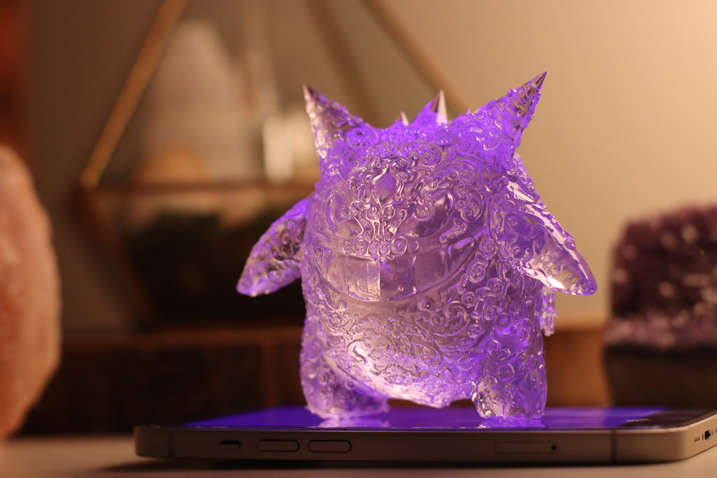 Figura de resina de Gengar ornamental transparente